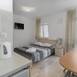 Lovely In With Wifi Appartement